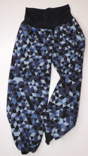 Lade das Bild in den Galerie-Viewer, Buddelhose mit blauem Muster