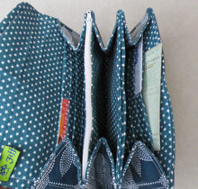 Lade das Bild in den Galerie-Viewer, Große Geldbörse - Lotus petrol