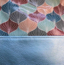 Lade das Bild in den Galerie-Viewer, Beutelrucksack Zwiebel bunt