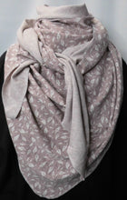 Lade das Bild in den Galerie-Viewer, XXXL Tuch Baumwolle Blätter versch. Farben