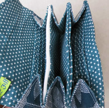 Lade das Bild in den Galerie-Viewer, Große Geldbörse - Lotus petrol