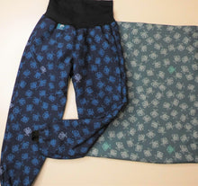 Lade das Bild in den Galerie-Viewer, Buddelhose Fische versch. Farben