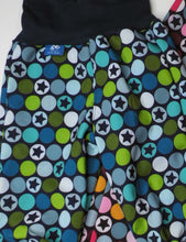 Lade das Bild in den Galerie-Viewer, Buddelhose Sterne/Kreise versch. Farben