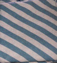 Lade das Bild in den Galerie-Viewer, XXXL Tuch Strick Streifen